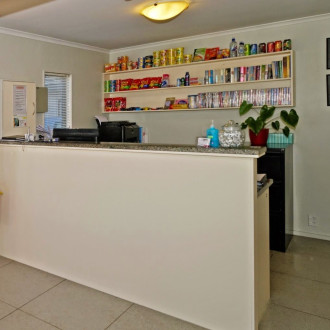 Airport Harbour View Motel