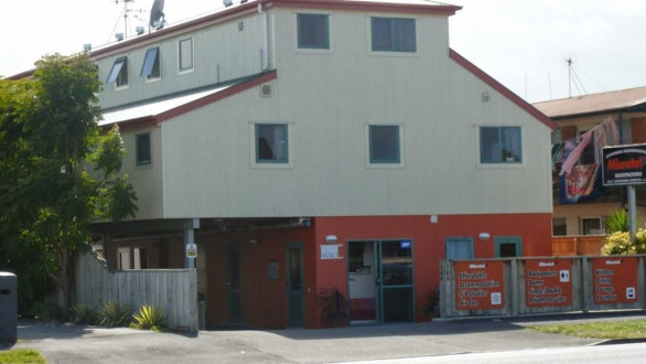 Microtel Backpackers YHA