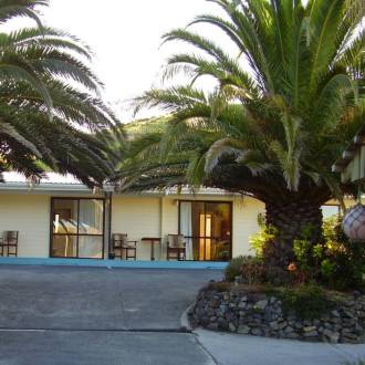 Opononi Lighthouse Motel
