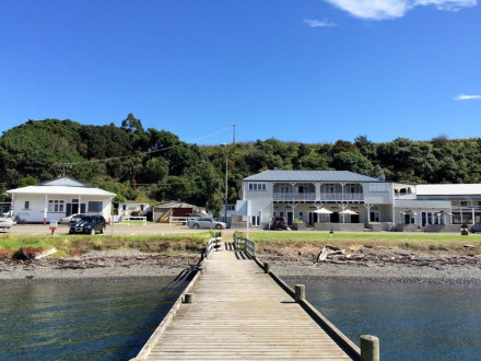 Waihau Bay Lodge