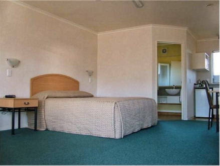 Central Motor Lodge
