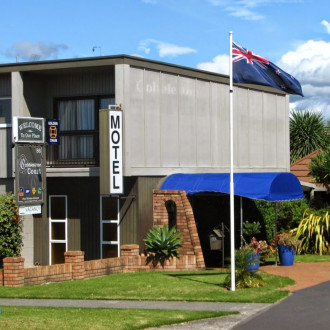 Cobblestone Court Motel