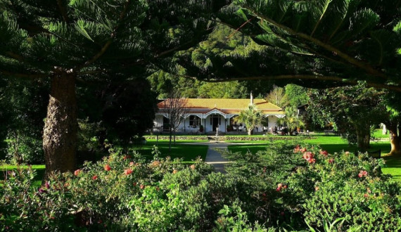 Furnreaux Lodge