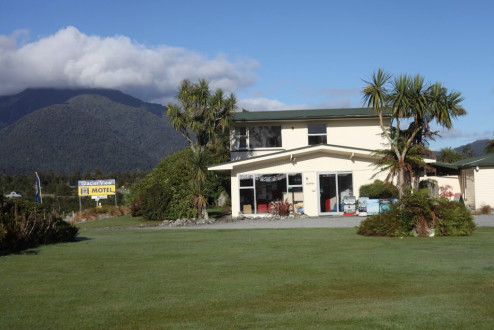 Glacier View Motel