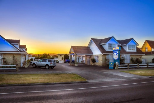 Malones Motel