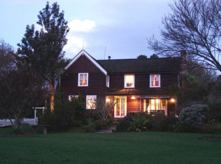 Orongo Bay Homestead