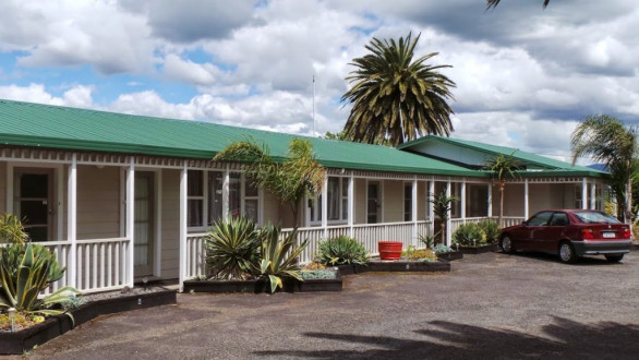 Palm Motel