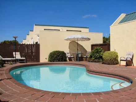 ASURE Sundowner Motel