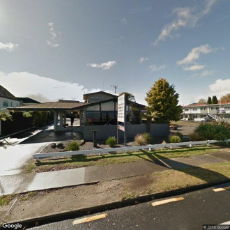 Absolute Lake View Motel