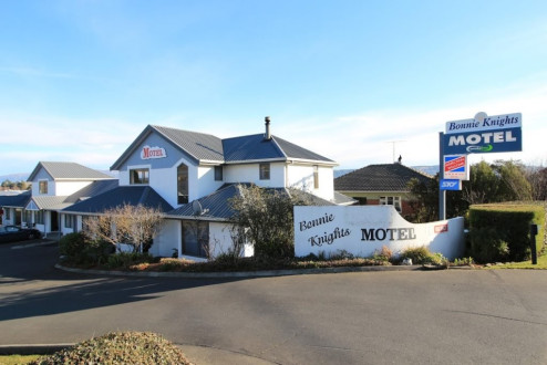 Bonnie Knights Motel