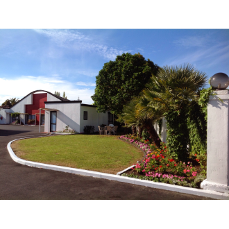 Cascades Motor Lodge