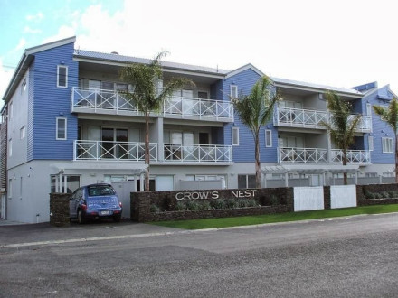 Crowsnest Apartments