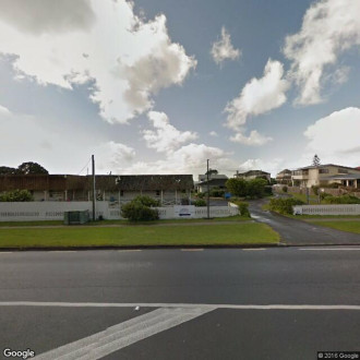 Golden Sands Beachfront Motel