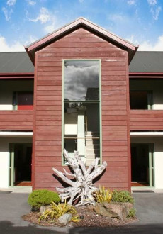 Punga Grove Motor Lodge