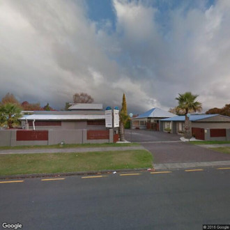 Sequoia Acacia Lodge Motel