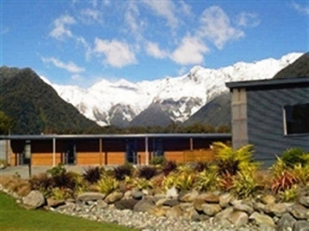 Sunset Motel Fox Glacier