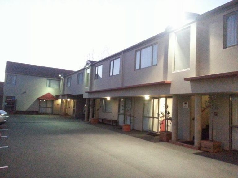 Arena Motel