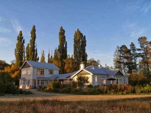 Solandra Lodge Ltd 283 Moa Creek Road