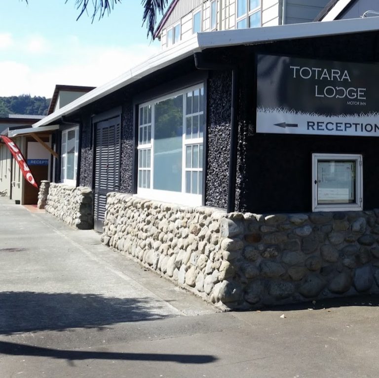 Totora Lodge Motor Inn
